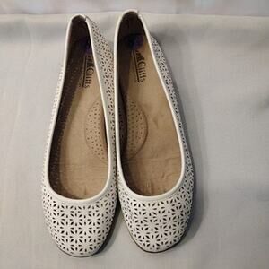 Cliffs By White Mountain Shoes Womens Size 8.5 White Cutout Ballet Flats XP